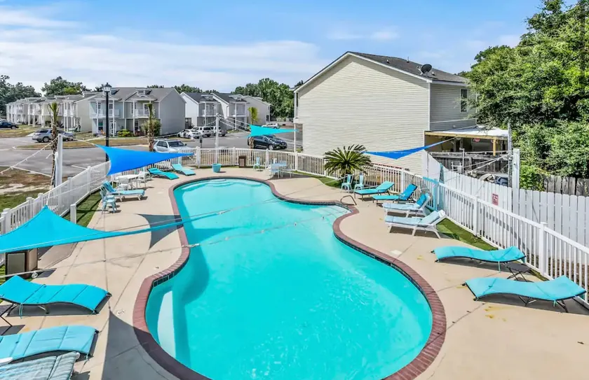 Ocean Breeze Vacation Townhome. Promotion timeNow! - Image 1