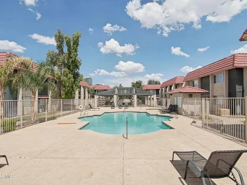 Prime Location! Steps to ASU, Mill, Whole Foods - Image 1