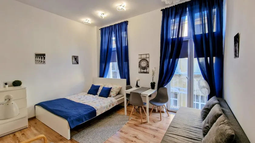 Luxury Location-Bright&Parking - Image 1
