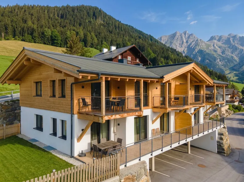 Apartamento vacacional totalmente equipado con sauna y terraza | Esquí cercano - Image 1