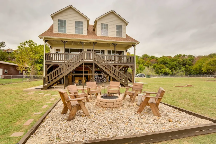 Lake Granbury Fishing Escape w/ Dock & Kayaks! - Image 1