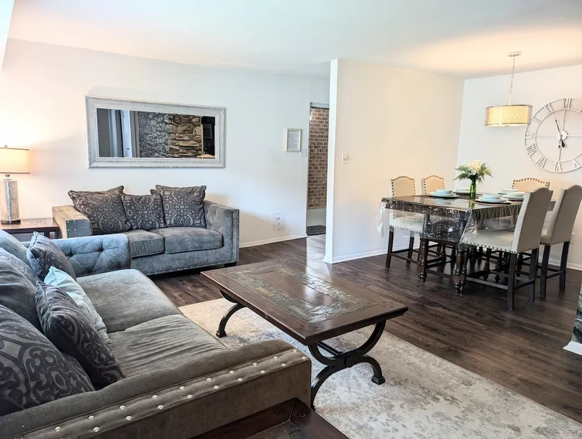 Eclipse-Central Raleigh Condo 2bed/1.5 bath - Image 1
