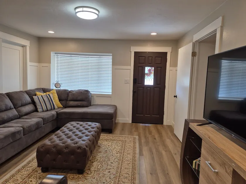 Renovated home on 1 level. Wrapping porch - Image 1