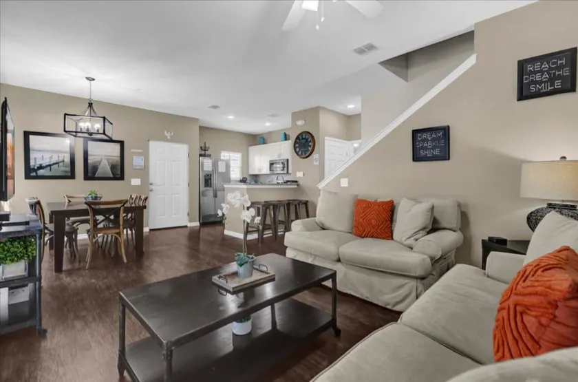 4 Bd/ 3 Ba/ Lucaya Village (13-105) - Image 1