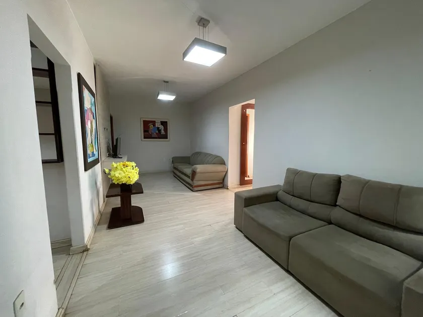 Spacious and complete apartment in downtown Catalão - Image 1