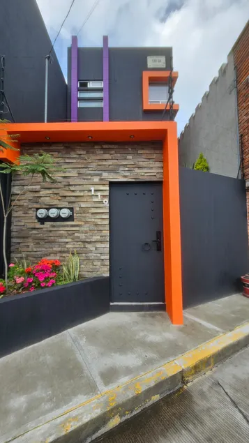 Excellent apartment on the third floor. Super quiet - Image 1