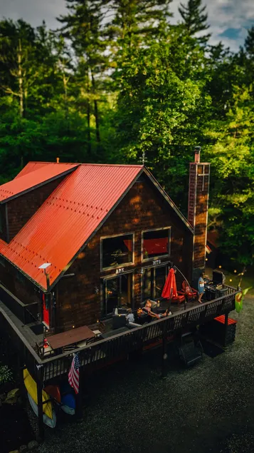 Lake George Hot Tub Firepit Gameroom Treehouse - Image 1