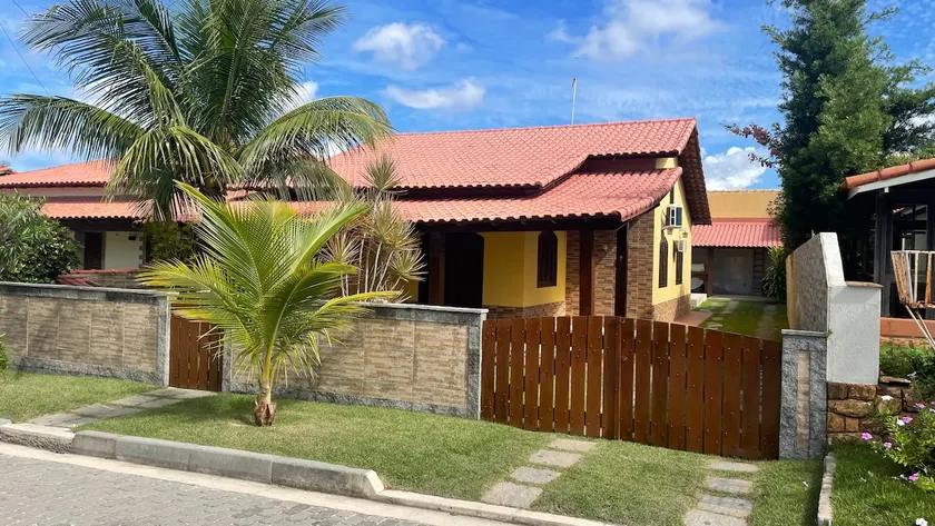 Duplex house in Praia Seca - Image 1