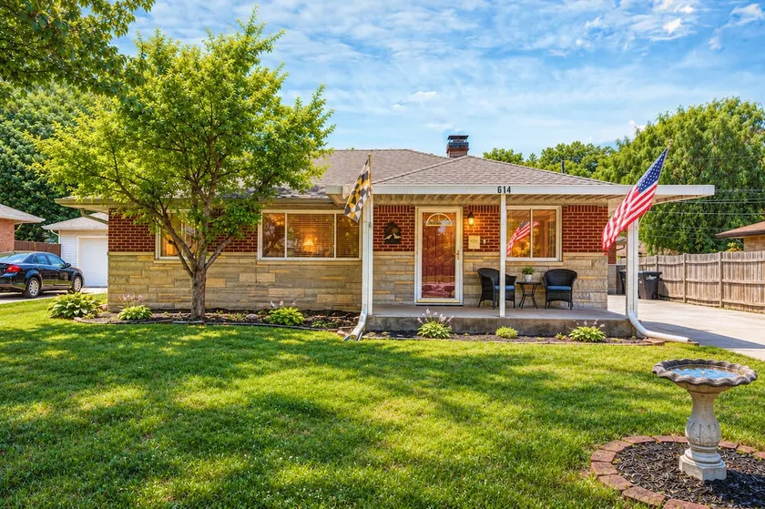 Beech Grove Retreat | Private Yard • Game Floor! - Image 1