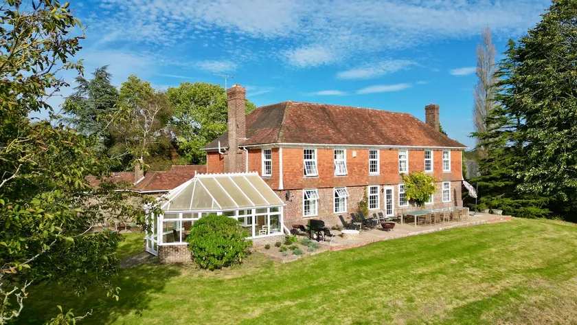 Luxury Countryside Escape on 300 Private Acres (11-14 people) - Image 1