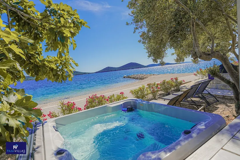 BUQEZ ECO RESORT - Villa 81 - Direkt am Strand - Image 1