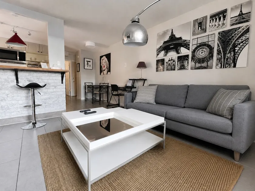 Modern & Cozy Contemporary Condo Suite (#1) - Image 1