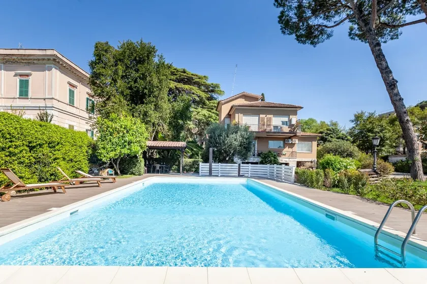 Casaletto 210 B1 Villa with pool and parking - Image 1