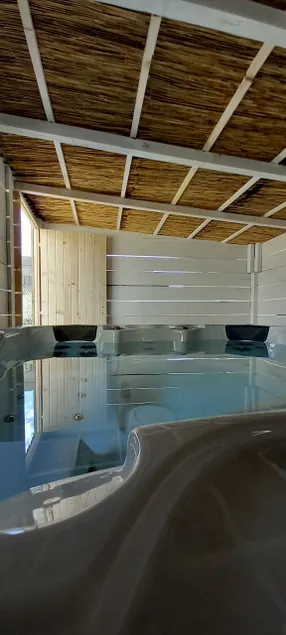 Modern, jacuzzi, quiet, 2 km from the beach - Image 1
