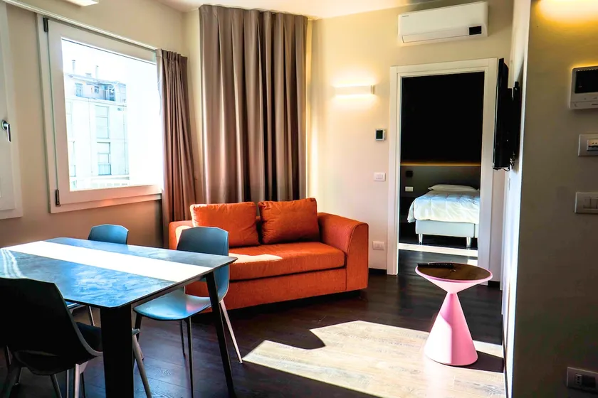 PREMIUM DOUBLE SUITE - Image 1