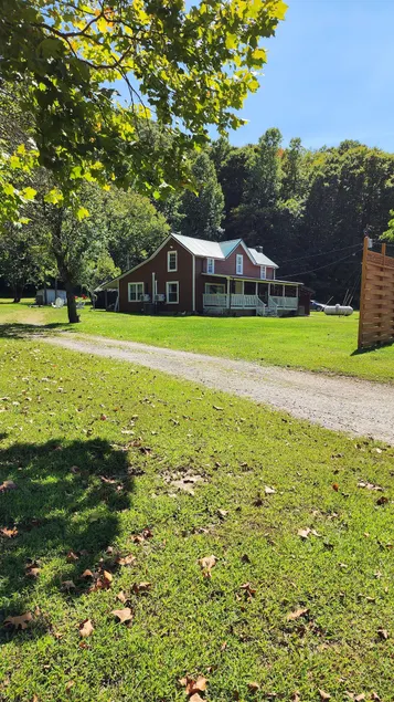 Red River Gorge Farmhouse 50 Acres - Image 1