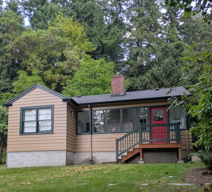 The Little Guest House - Footsteps From Oyster Bay - Image 1