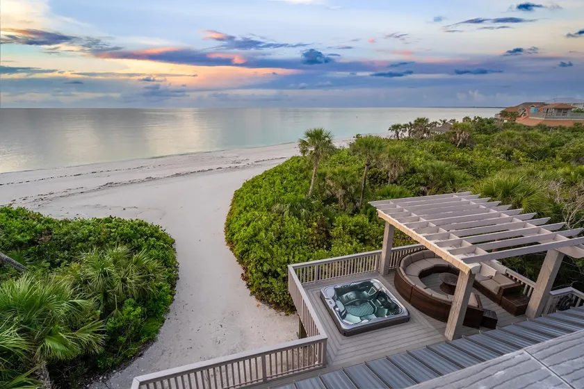 Beachfront North Captiva | Rooftop Deck | Hot Tub - Image 1