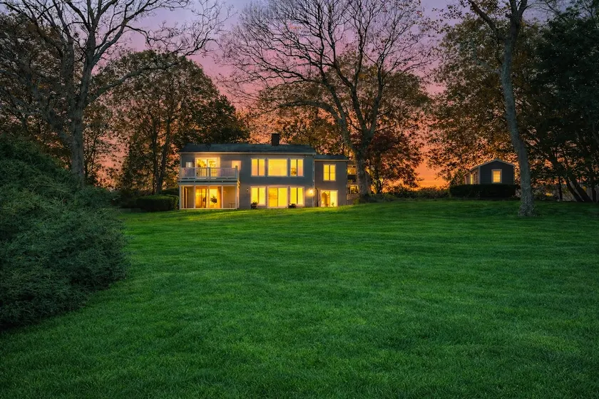 Sun Drenched Waterfront Cape Cod Escape! - Image 1