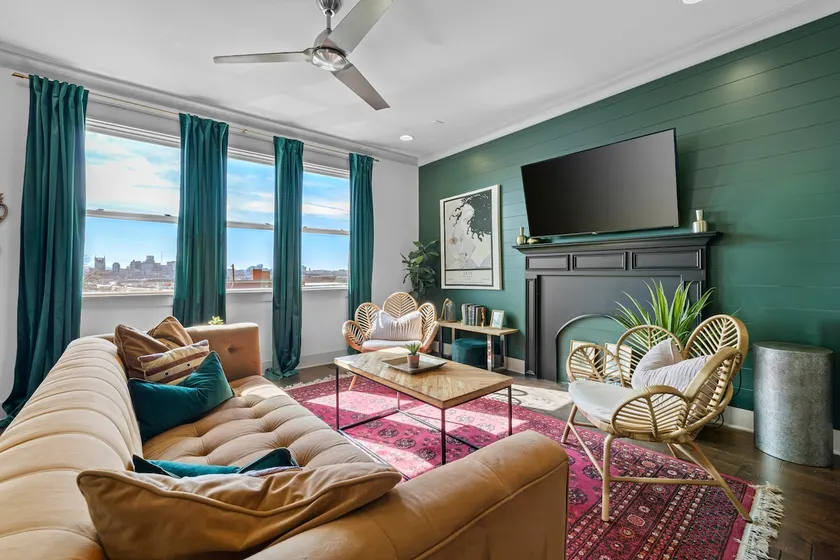 Skyline Stunner | Pool, Hot Tub, Rooftop, 8 beds! - Image 1