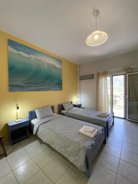 Myrtos Hotel - Image 1