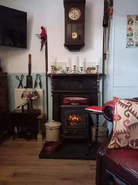 ”Lovely Victorian flat in the heart of Evesham.” - Image 1