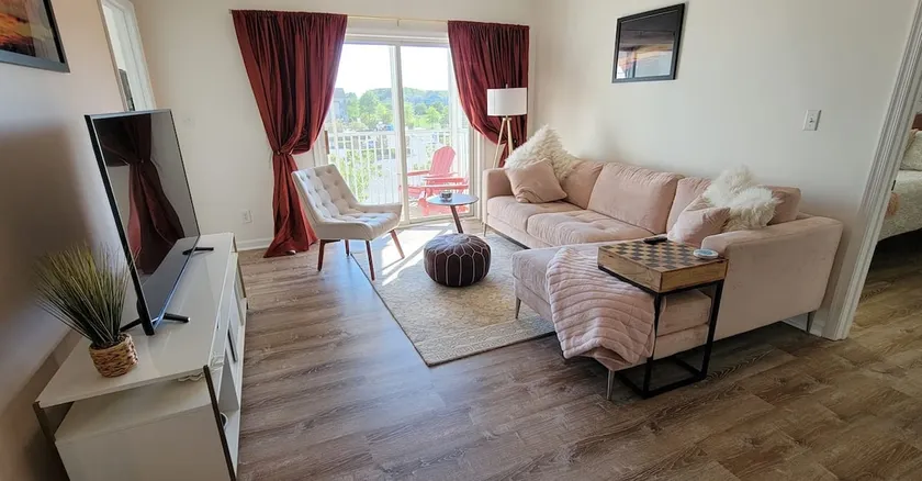 Quiet Lewes Condo, Walk to Dining & Trail, Dogs - Image 1