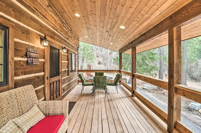 Reconnect with Nature at ‘Timber Creek’ Cabin! - Image 1
