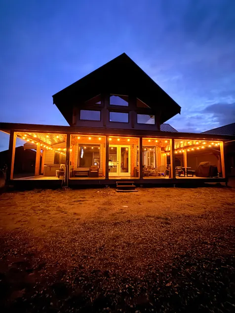 Luxury Cabin on the Lake w: Hot Tub - Image 1