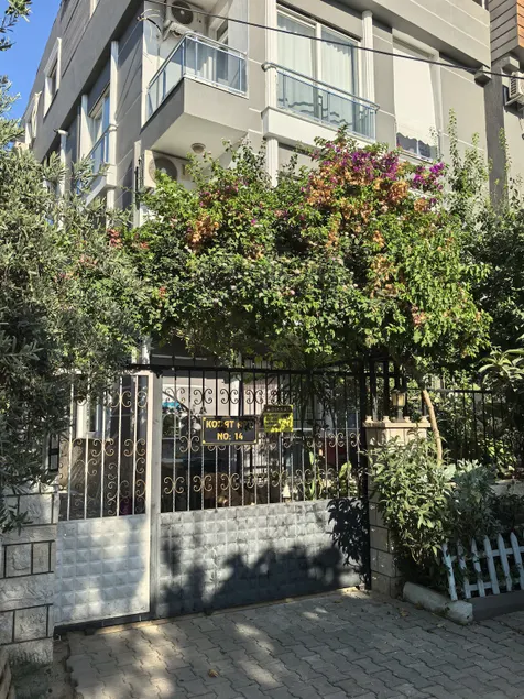 Fully furnished 2+1 apartment (99 m²) suitable for family use. - Image 1