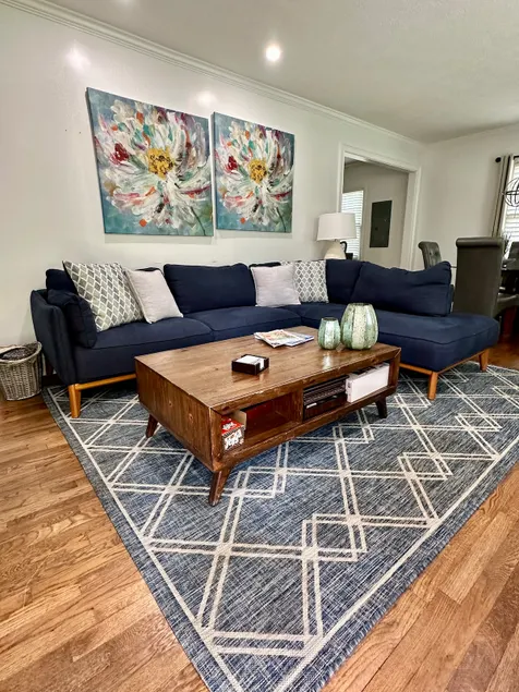 Pet-Friendly 2BR Near Marietta & Braves - Image 1