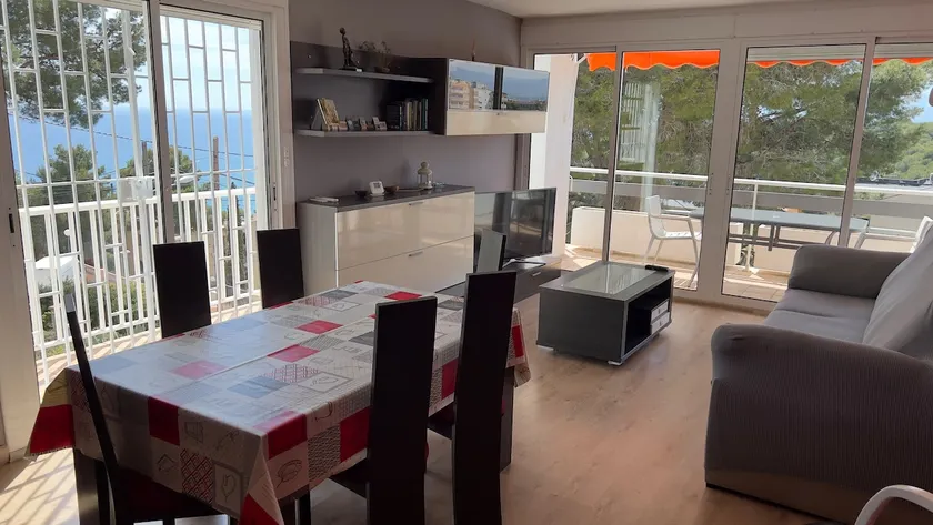 Ginette SunBeach Apartment - Image 1