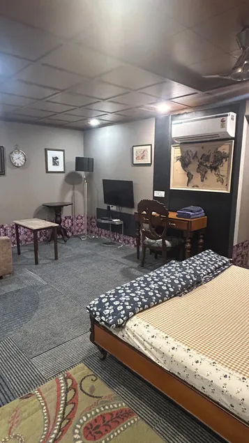 Large Modern Room I WiFi I Easy walk to PARK St - Image 1