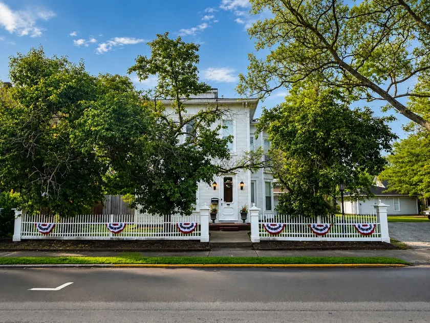 The Muncie Guesthouse: Unit 1 - Image 1