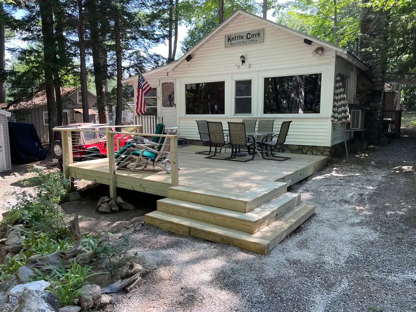 Kettle Cove Cottage - Image 1