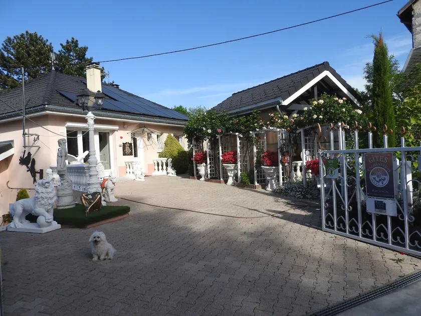 Clair Matin Enchanting cottages, La Mure Little train - Image 1
