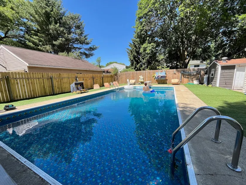 ~The Beech House * 10min.toGR * 86° Pool & Arcade! - Image 1