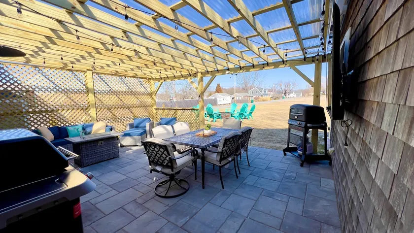Portsmouth Retreat! 4br & 2baths! - Image 1