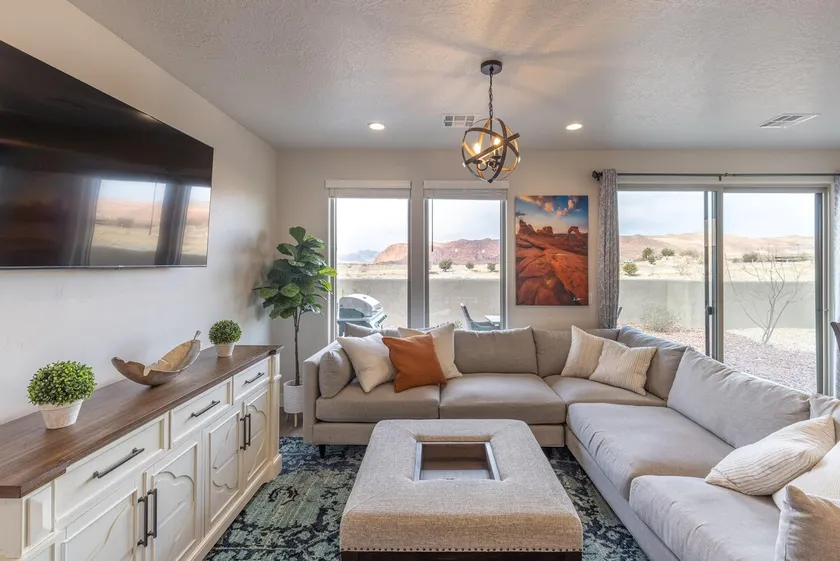 4BR w/ Rooftop Patio & Dual Rec Rooms Near Pool - Image 1