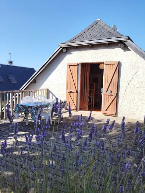 100% equipped cottage - 5 min walk to the city center - Image 1