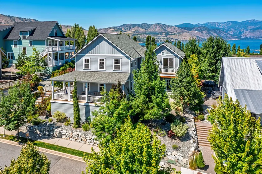 LakeView Landing & Carriage House at Lake Chelan - Image 1