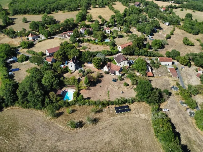 THE BARN, MAISON, PISCINE PRIVATIVE, CALME, WIFI - Image 1