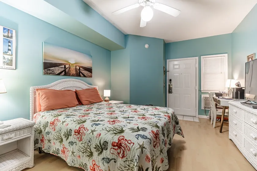 Sea Trail Condo-Tel / Private Room at Sunset Beach - Image 1
