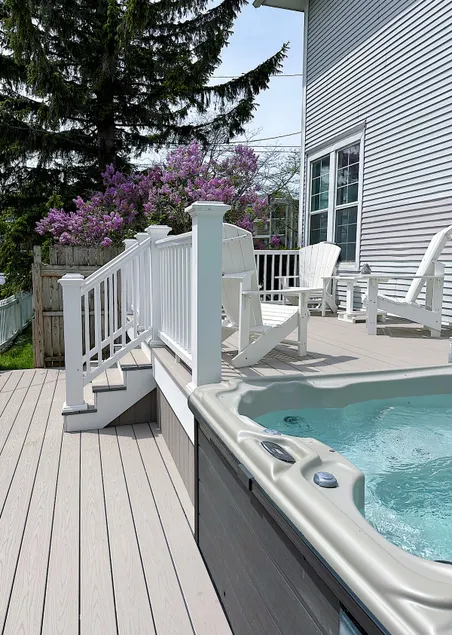 Hot Tub, 2 Fireplaces, Huge, Across from Lake MI! - Image 1