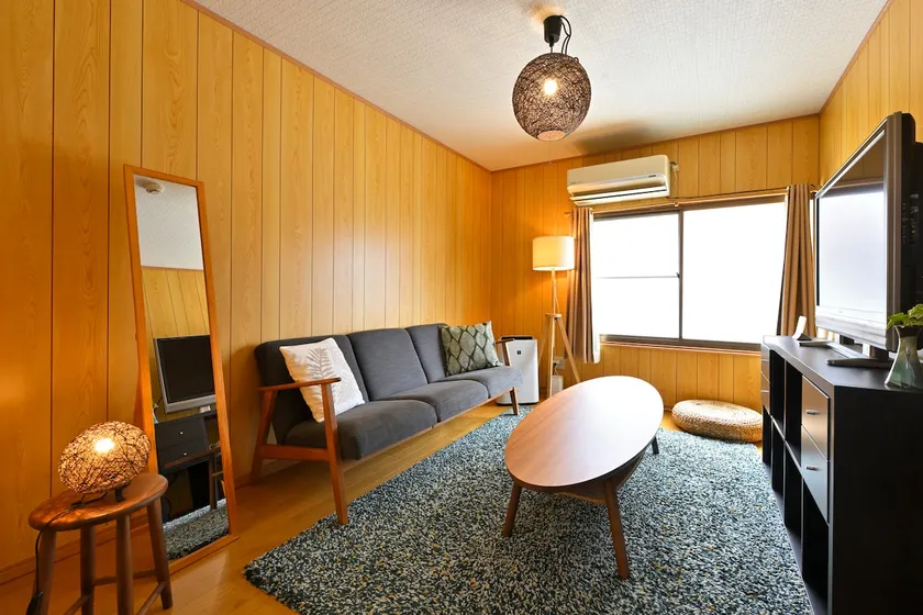 Yoshida House, a calm and relaxing old house - Image 1