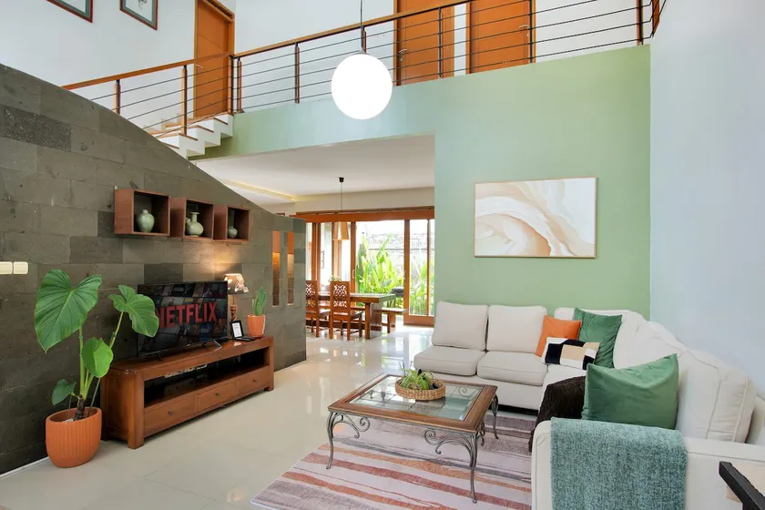 Rumah Taman Family Guest House - Sersan Bajuri - Image 1