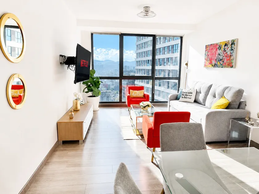 Luxurious Viewpoint CDMX + Gym + Pool + Parking - 2Br 2Bt - Image 1