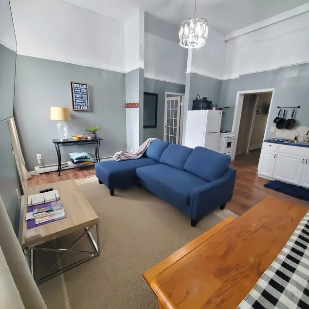 Downtown, 1st floor with 2 king beds, pet friendly - Image 1