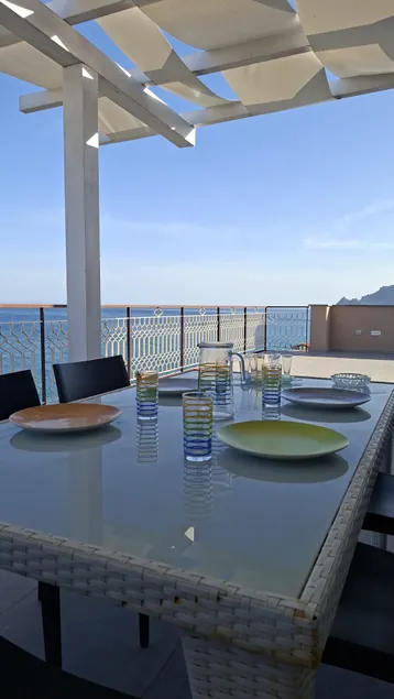 ”Cleopatra” penthouse with sea view - Image 1
