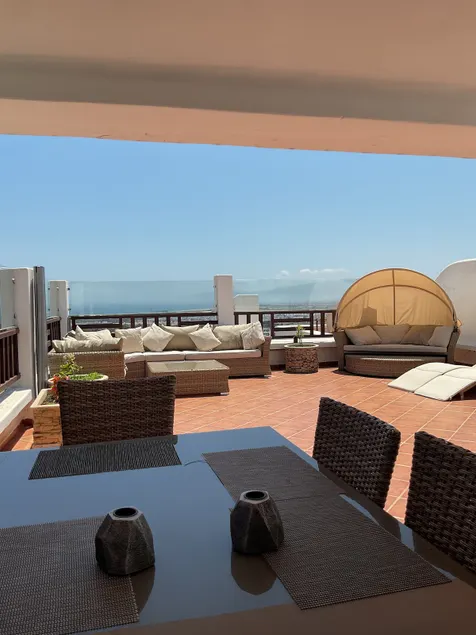 Beautiful vacation apartment with sea view. - Image 1